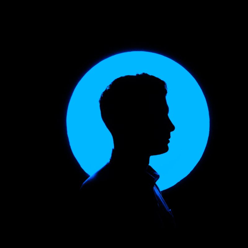Silhouette of mans head