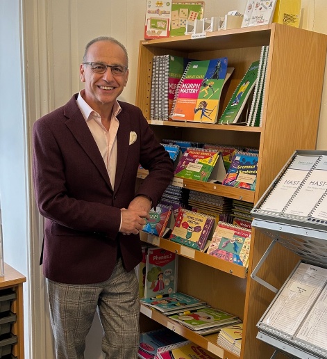 Famous dyslexics Theo Paphitis at Helen Arkell